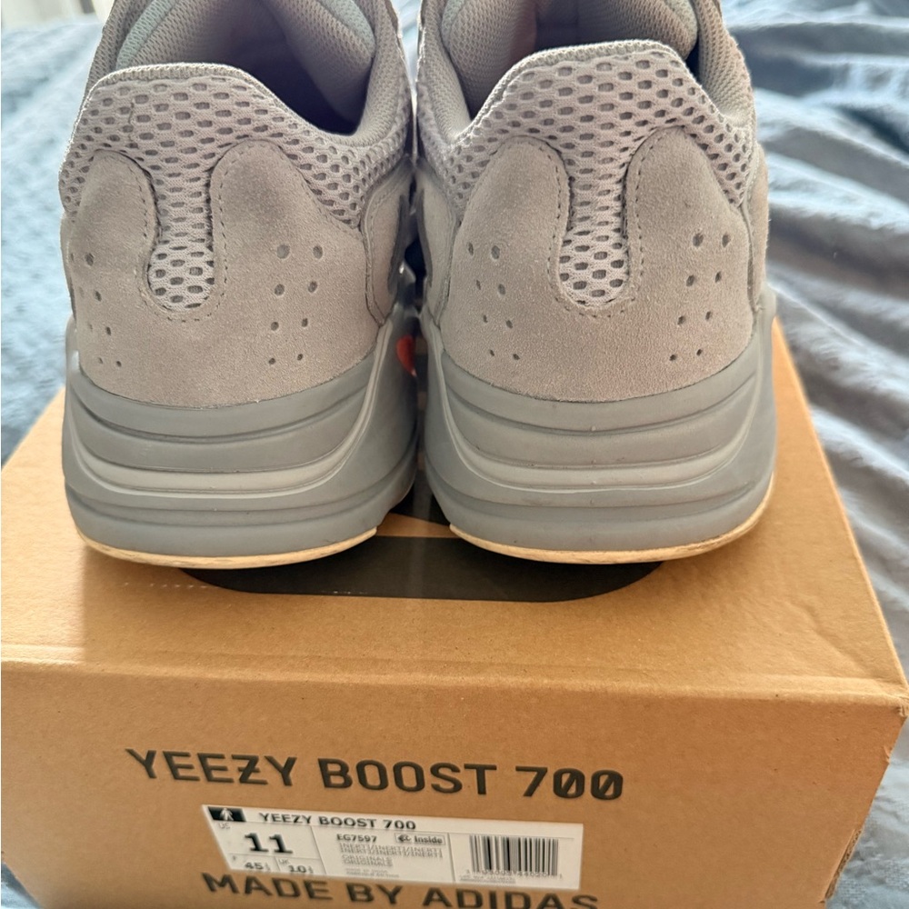 Adidas 700s Inertia